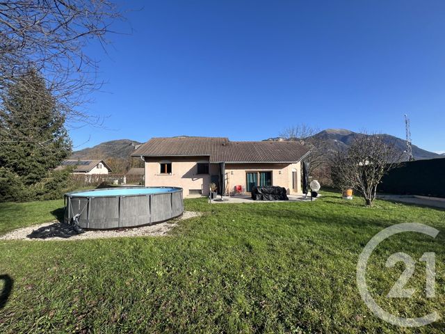 maison à vendre - 4 pièces - 102.22 m2 - ST PIERRE EN FAUCIGNY - 74 - RHONE-ALPES - Century 21 Patrimoine Rochois