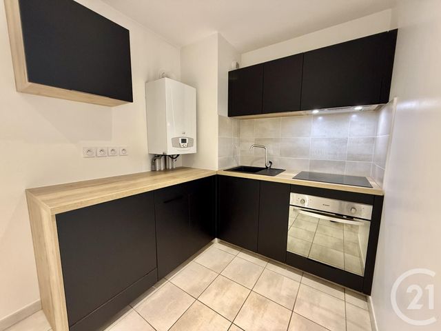 Afficher la photo en grand Appartement F2 à vendre - 2 pièces - 38.55 m2 - ST PIERRE EN FAUCIGNY - 74 - RHONE-ALPES - Century 21 Patrimoine Rochois