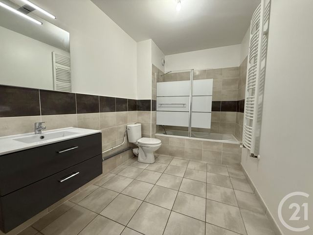 Afficher la photo en grand Appartement F2 à vendre - 2 pièces - 38.55 m2 - ST PIERRE EN FAUCIGNY - 74 - RHONE-ALPES - Century 21 Patrimoine Rochois