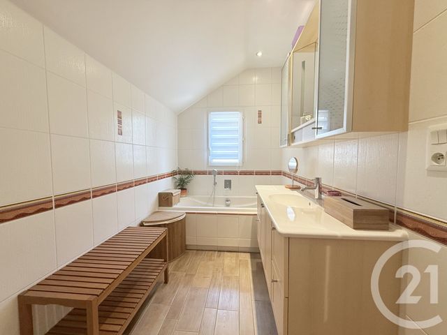 maison à vendre - 5 pièces - 114.04 m2 - BONNEVILLE - 74 - RHONE-ALPES - Century 21 Patrimoine Rochois