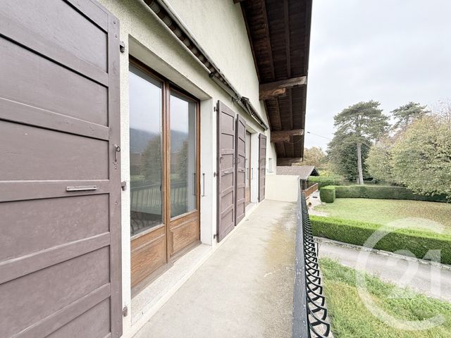 Appartement T3 à vendre - 3 pièces - 60.91 m2 - ST PIERRE EN FAUCIGNY - 74 - RHONE-ALPES - Century 21 Patrimoine Rochois