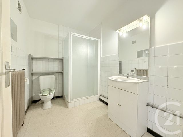 Appartement T3 à vendre - 3 pièces - 60.91 m2 - ST PIERRE EN FAUCIGNY - 74 - RHONE-ALPES - Century 21 Patrimoine Rochois