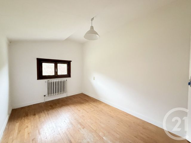 Appartement T3 à vendre - 3 pièces - 60.91 m2 - ST PIERRE EN FAUCIGNY - 74 - RHONE-ALPES - Century 21 Patrimoine Rochois