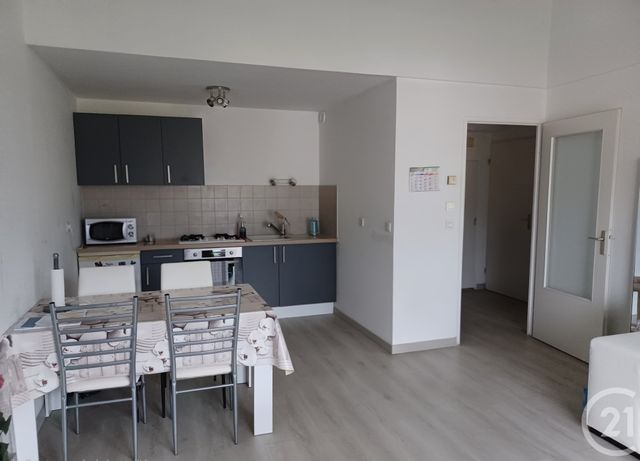 Appartement T2 à louer - 2 pièces - 42.07 m2 - CLUSES - 74 - RHONE-ALPES - Century 21 Patrimoine Rochois