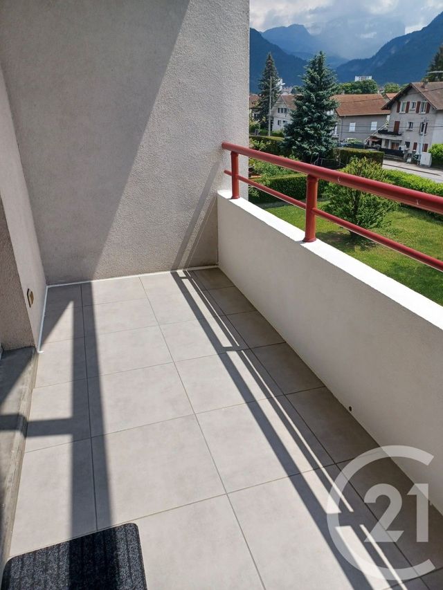 Appartement T2 à louer - 2 pièces - 42.07 m2 - CLUSES - 74 - RHONE-ALPES - Century 21 Patrimoine Rochois