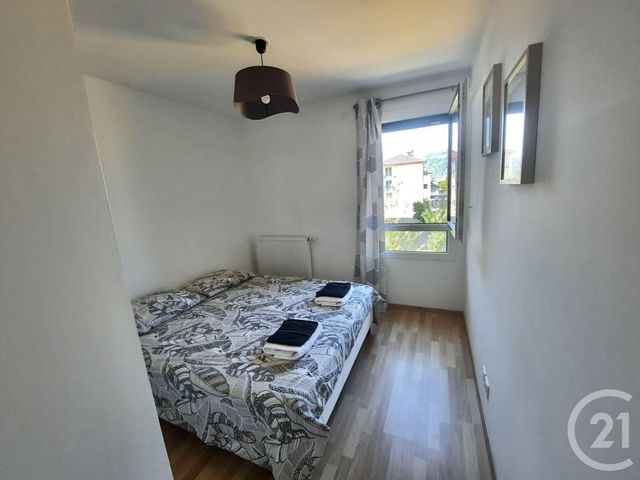 Appartement T3 à louer - 3 pièces - 61.89 m2 - ST PIERRE EN FAUCIGNY - 74 - RHONE-ALPES - Century 21 Patrimoine Rochois
