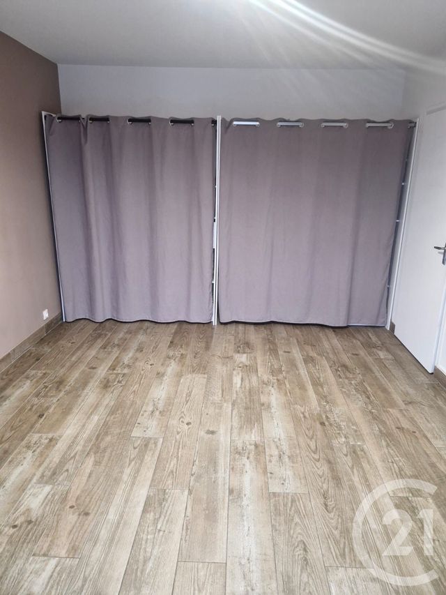 Appartement T1 à louer - 1 pièce - 29.43 m2 - GAILLARD - 74 - RHONE-ALPES - Century 21 Patrimoine Rochois