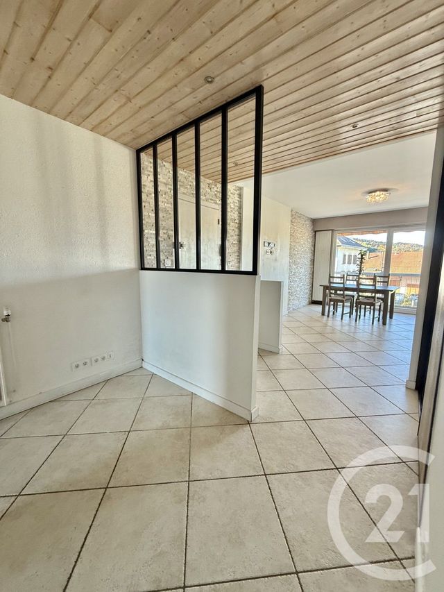 Appartement F3 bis à louer - 4 pièces - 78.46 m2 - ST PIERRE EN FAUCIGNY - 74 - RHONE-ALPES - Century 21 Patrimoine Rochois
