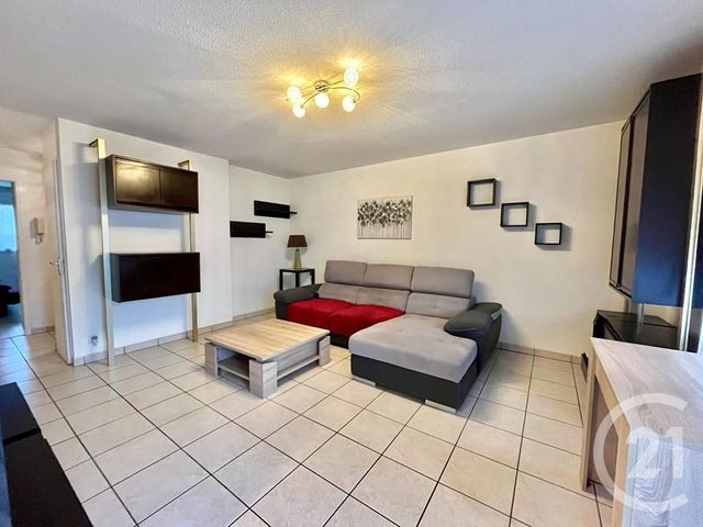 Appartement F3 à louer - 3 pièces - 64.7 m2 - ST PIERRE EN FAUCIGNY - 74 - RHONE-ALPES - Century 21 Patrimoine Rochois