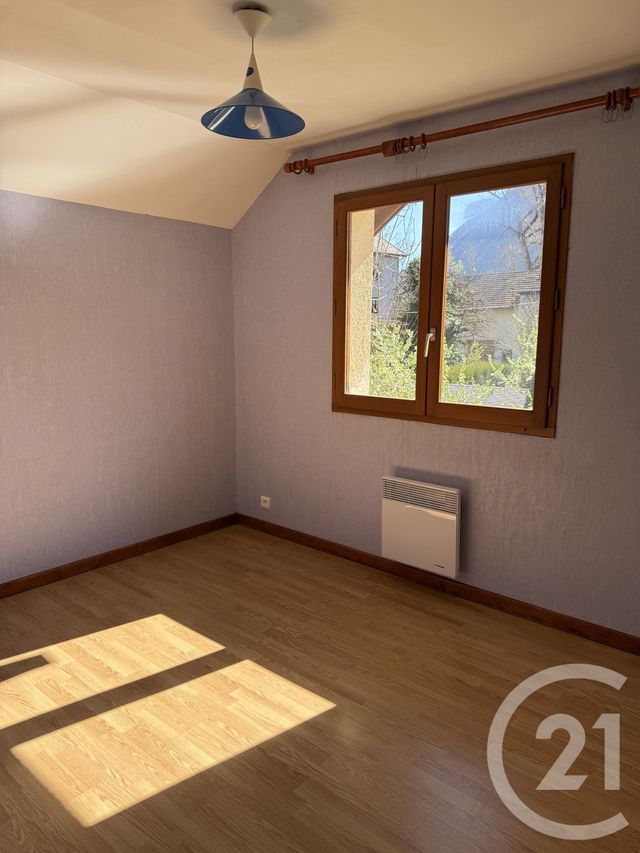 maison à vendre - 4 pièces - 81.34 m2 - ST PIERRE EN FAUCIGNY - 74 - RHONE-ALPES - Century 21 Patrimoine Rochois