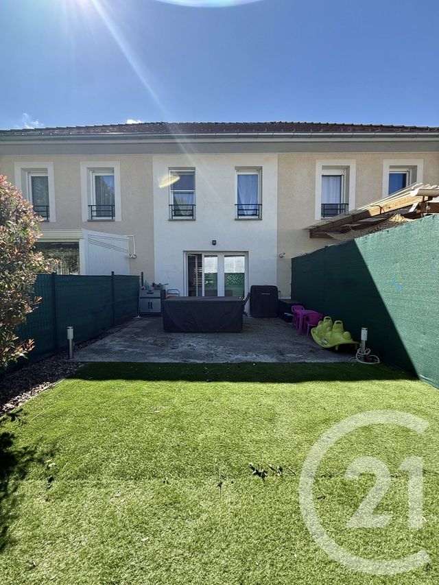 Appartement F3 bis à louer - 4 pièces - 73.0 m2 - ST PIERRE EN FAUCIGNY - 74 - RHONE-ALPES - Century 21 Patrimoine Rochois