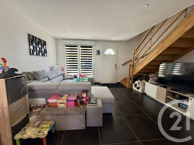 Appartement F3 bis à louer - 4 pièces - 73.0 m2 - ST PIERRE EN FAUCIGNY - 74 - RHONE-ALPES - Century 21 Patrimoine Rochois