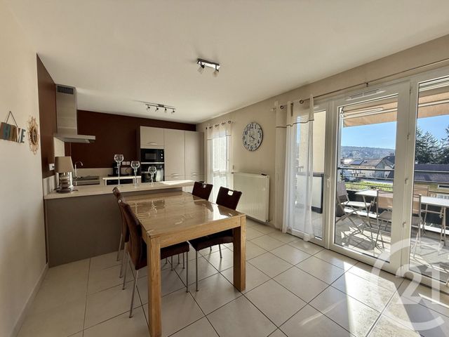 Appartement T3 à louer - 3 pièces - 60.45 m2 - ST PIERRE EN FAUCIGNY - 74 - RHONE-ALPES - Century 21 Patrimoine Rochois