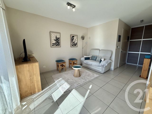 Appartement T3 à louer - 3 pièces - 60.45 m2 - ST PIERRE EN FAUCIGNY - 74 - RHONE-ALPES - Century 21 Patrimoine Rochois