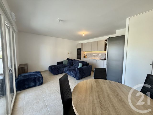 Appartement T2 à louer - 2 pièces - 43.99 m2 - ST PIERRE EN FAUCIGNY - 74 - RHONE-ALPES - Century 21 Patrimoine Rochois