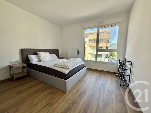 Appartement T2 à louer - 2 pièces - 43.99 m2 - ST PIERRE EN FAUCIGNY - 74 - RHONE-ALPES - Century 21 Patrimoine Rochois