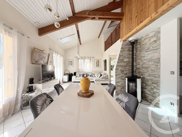 maison à vendre - 5 pièces - 111.0 m2 - ST PIERRE EN FAUCIGNY - 74 - RHONE-ALPES - Century 21 Patrimoine Rochois
