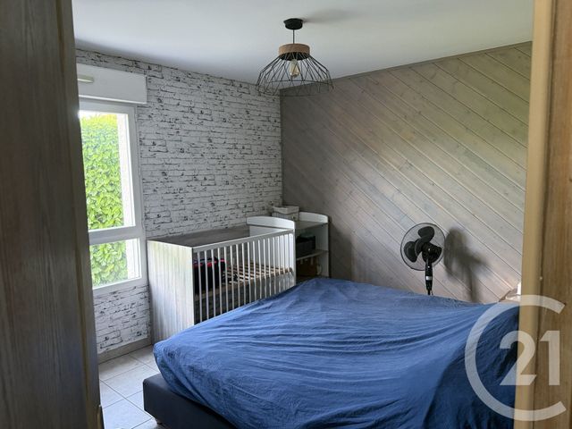 Appartement T3 à vendre - 3 pièces - 68.0 m2 - ST PIERRE EN FAUCIGNY - 74 - RHONE-ALPES - Century 21 Patrimoine Rochois