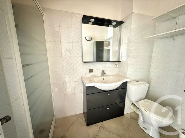 Appartement T3 à louer - 3 pièces - 77.06 m2 - AMANCY - 74 - RHONE-ALPES - Century 21 Patrimoine Rochois