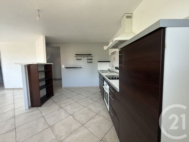 Appartement T3 à louer - 3 pièces - 77.06 m2 - AMANCY - 74 - RHONE-ALPES - Century 21 Patrimoine Rochois