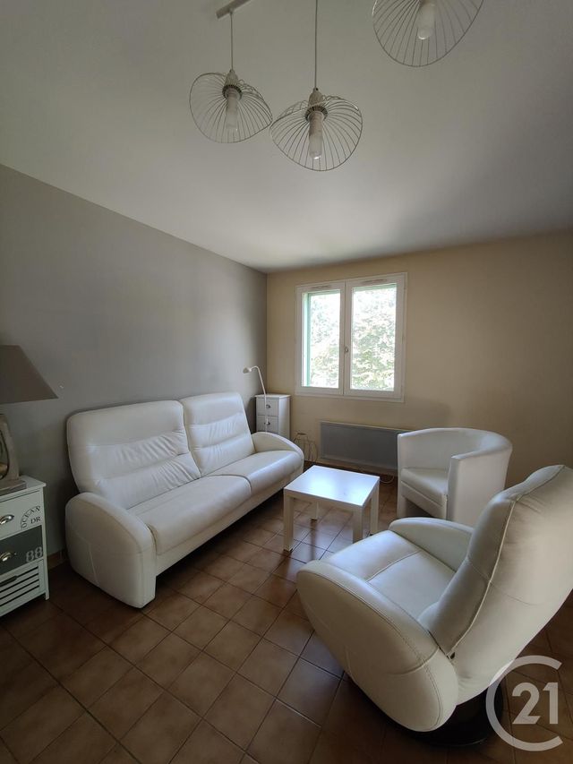 Appartement F3 à louer - 3 pièces - 69.63 m2 - ST PIERRE EN FAUCIGNY - 74 - RHONE-ALPES - Century 21 Patrimoine Rochois