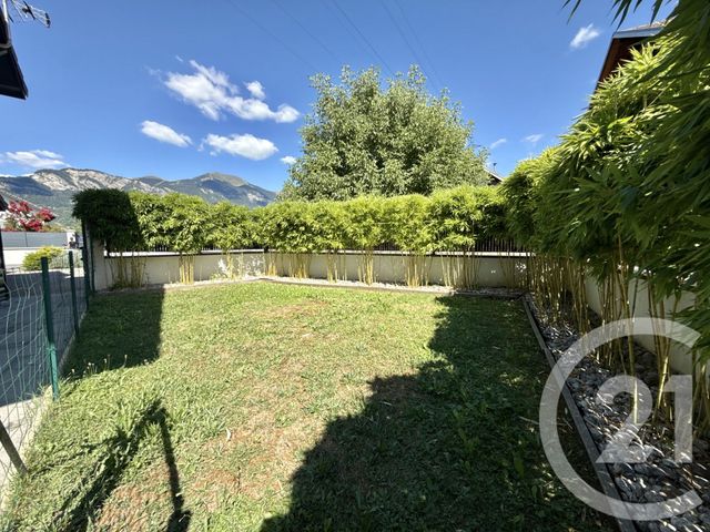 maison à louer - 5 pièces - 80.24 m2 - ST PIERRE EN FAUCIGNY - 74 - RHONE-ALPES - Century 21 Patrimoine Rochois