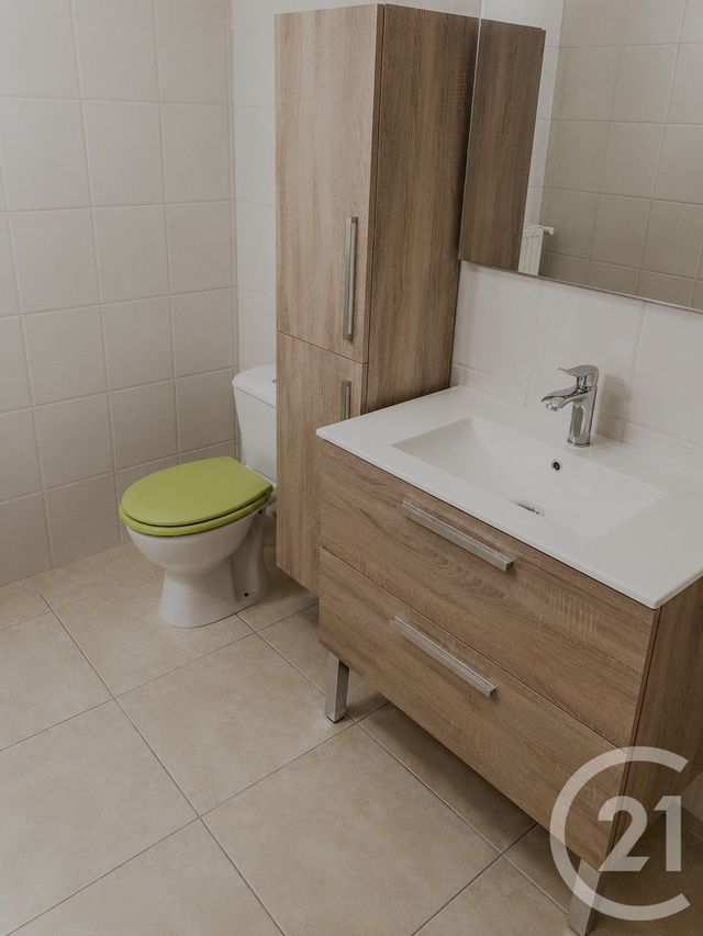 Appartement T3 à louer - 3 pièces - 78.39 m2 - AMANCY - 74 - RHONE-ALPES - Century 21 Patrimoine Rochois