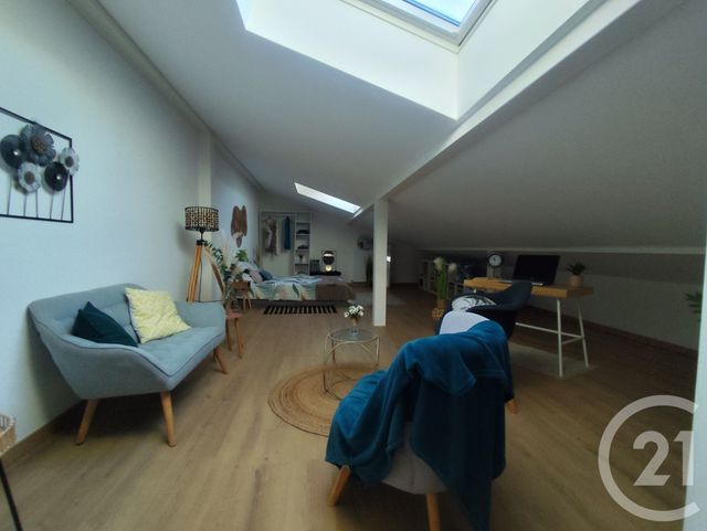 Appartement F4 à vendre - 4 pièces - 86.0 m2 - ST PIERRE EN FAUCIGNY - 74 - RHONE-ALPES - Century 21 Patrimoine Rochois
