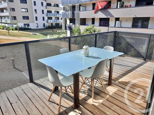Appartement T3 à louer - 3 pièces - 61.89 m2 - ST PIERRE EN FAUCIGNY - 74 - RHONE-ALPES - Century 21 Patrimoine Rochois