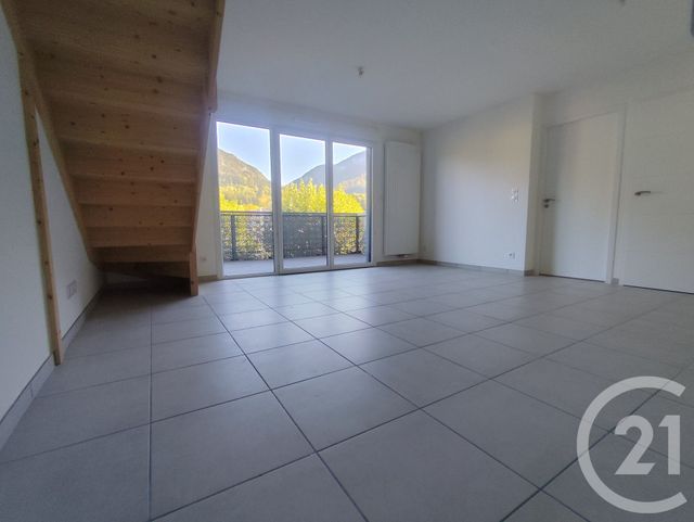 Appartement Duplex à vendre ST PIERRE EN FAUCIGNY