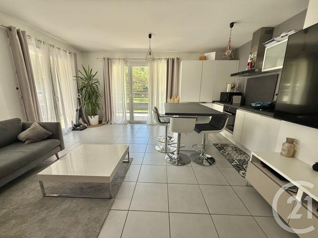 appartement - ST PIERRE EN FAUCIGNY - 74